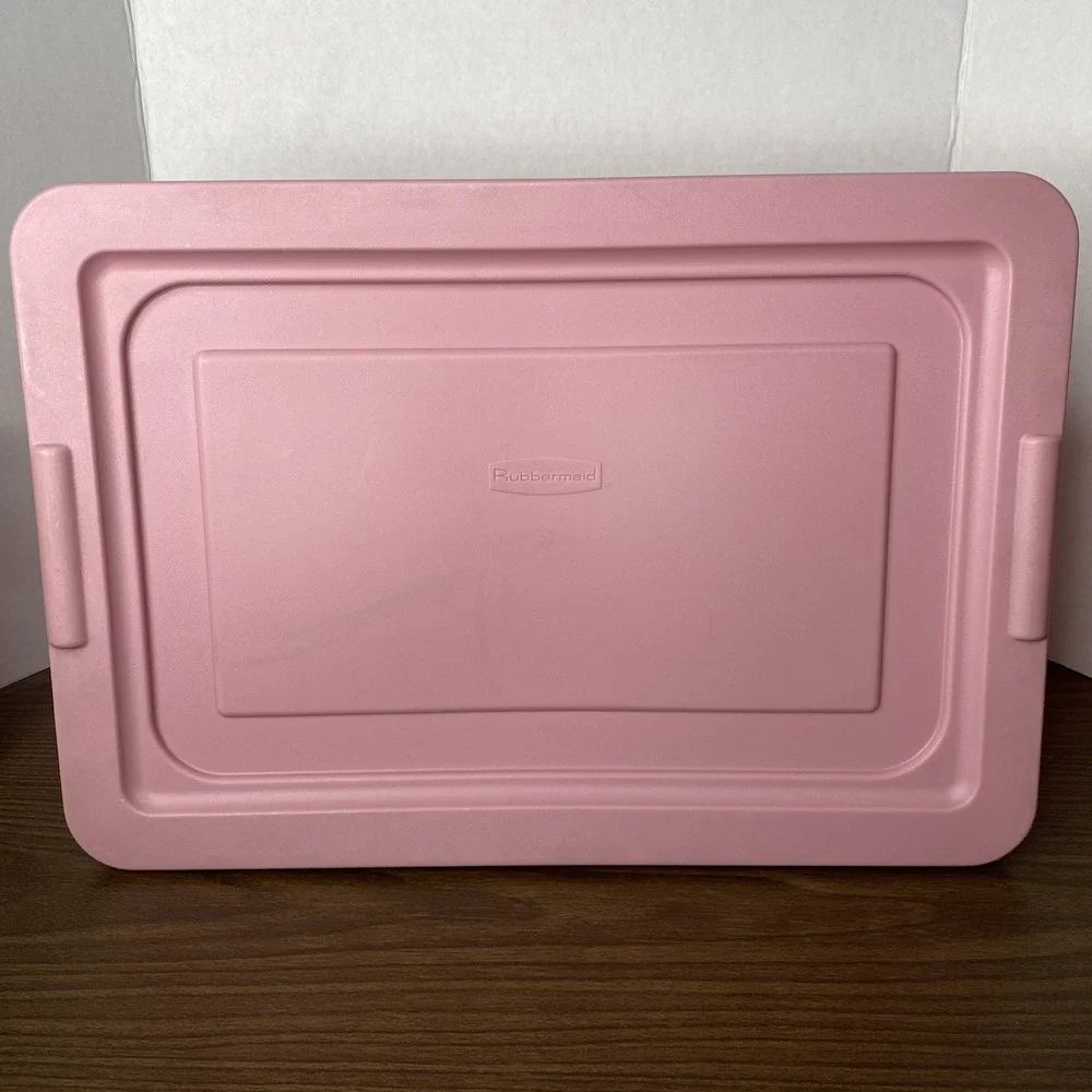 1990 Rubbermaid Keepers Clear Box #0100 19.5Q Container JLA-2222 TMAUVE (pink)